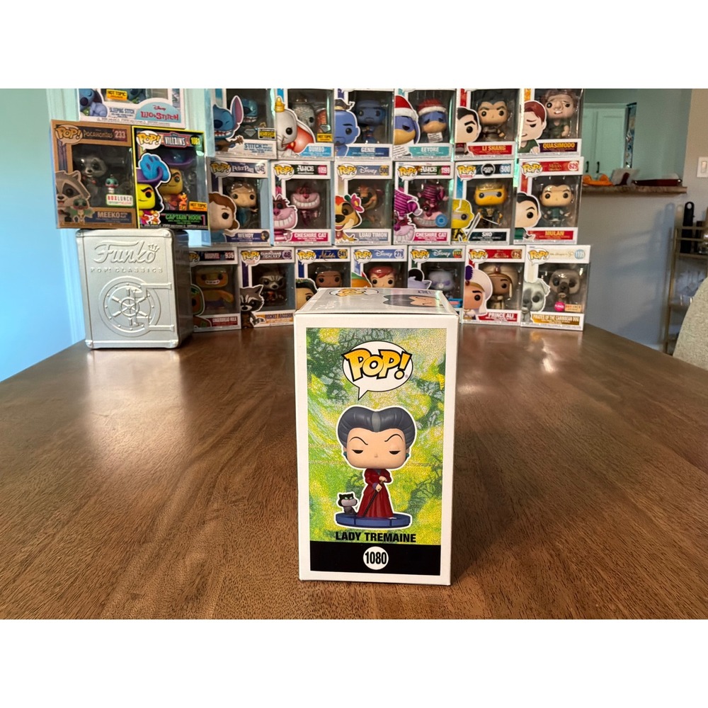 Funko Pop! Disney Villains #1080 Lady Tremaine - Picture 4 of 5